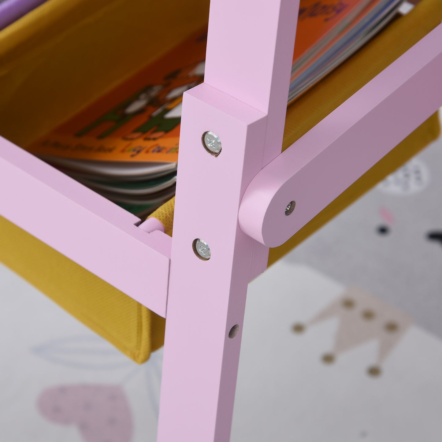 1 Kids Art Easel with Paper Roll